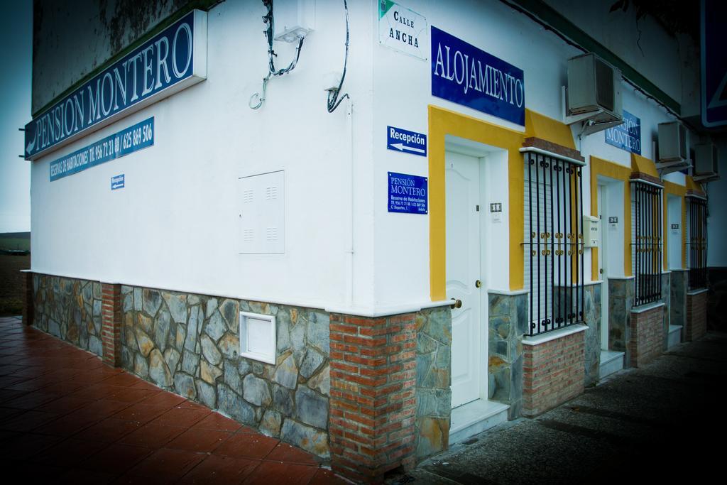 Pensión Montero Jedula Exterior foto